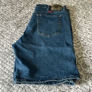 Men’s Wrangler Jean shorts 36.